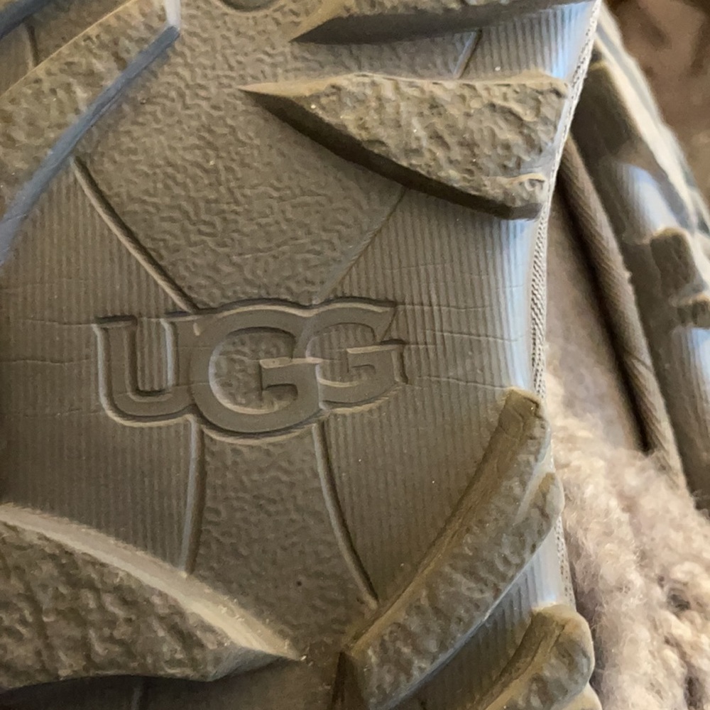 UGG Gray Coquette Suede Sheepskin Sherpa Lining Slippers Mules size 7 - Picture 11 of 12
